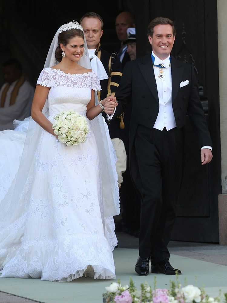 Celebs Who Wore Valentino Wedding Couture Dresses 4