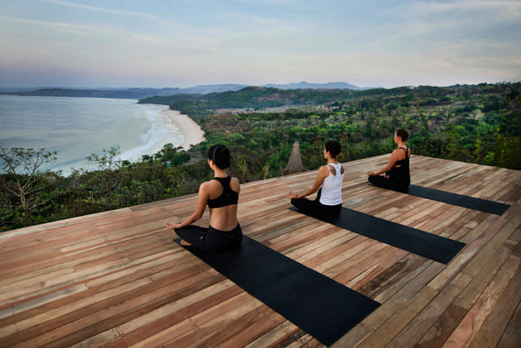 Nihiwatu Sumba island yoga meditation