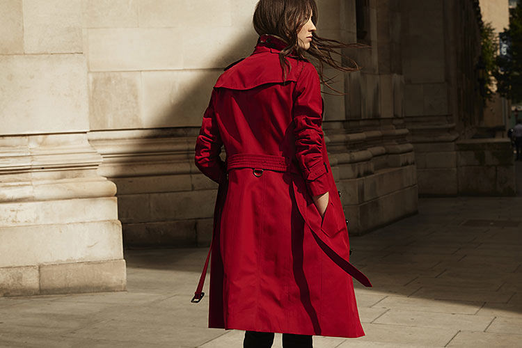Burberry-Heritage-Trench-Coat---Parade-Red_resized